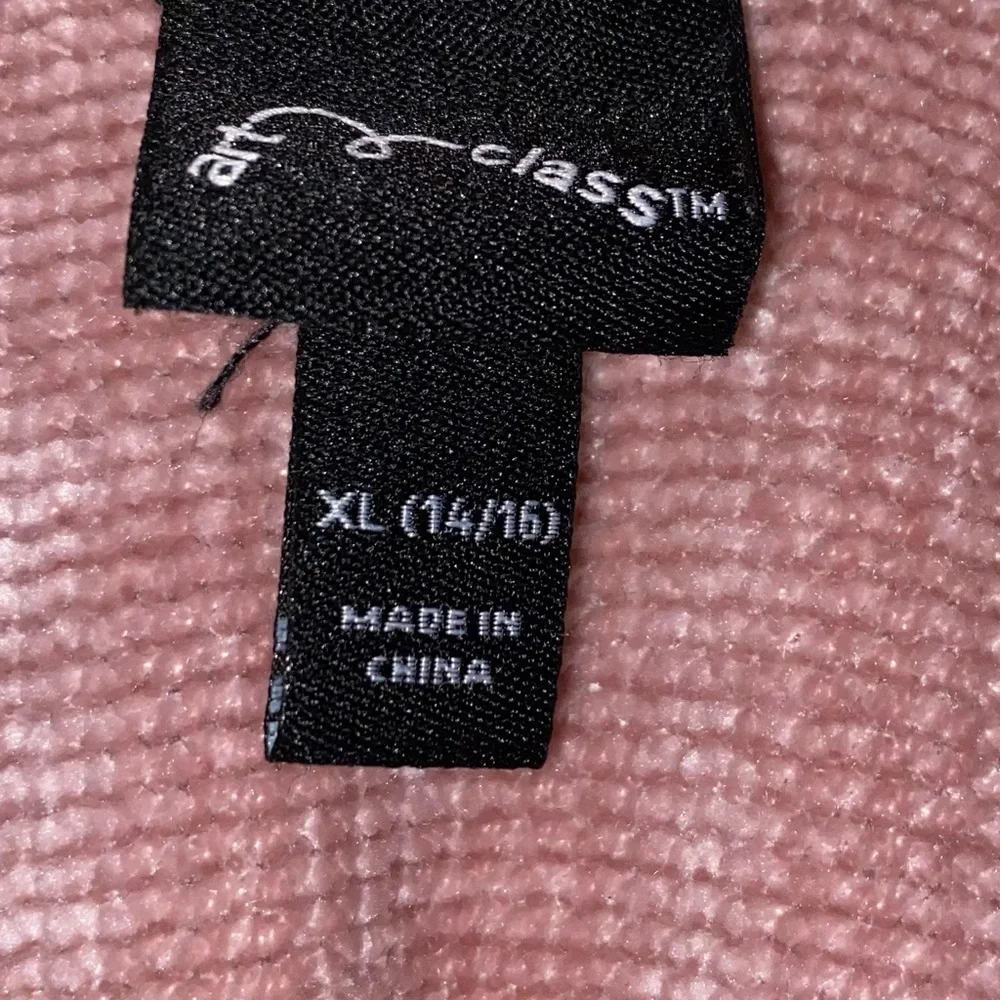 Pink sweater - Picture 2 of 2